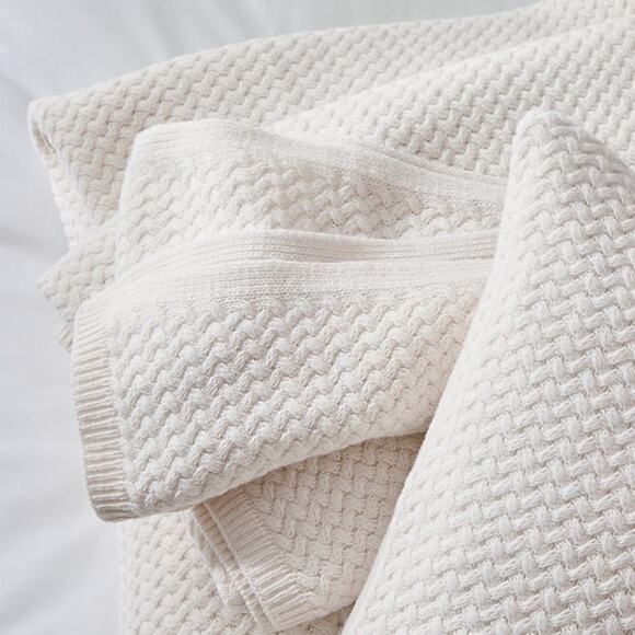 The White Company Throw Lambswool Manon Ivory - Picture 3 of 5